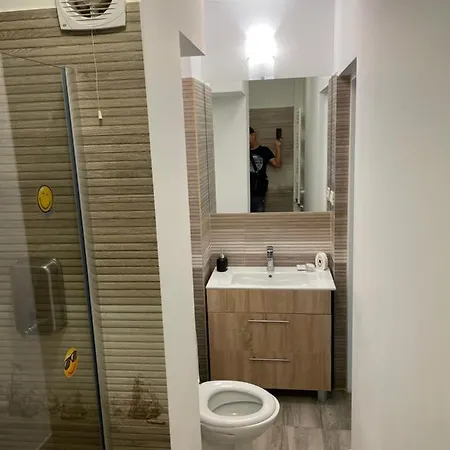 Ultracentral Modern 1